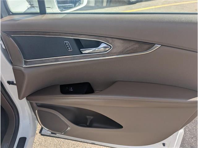 2016 Lincoln MKX Reserve (Stk: S-1861B) in Calgary - Image 12 of 27