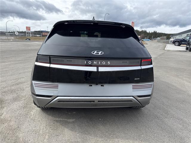 2024 Hyundai IONIQ 5 Preferred Long Range w/Ultimate Package (Stk: 3069861A) in Cranbrook - Image 4 of 19