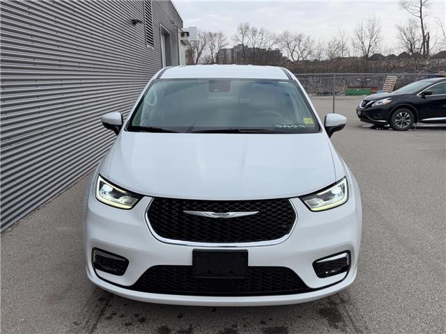 2023 Chrysler Pacifica Touring-L (Stk: U11121) in London - Image 2 of 28