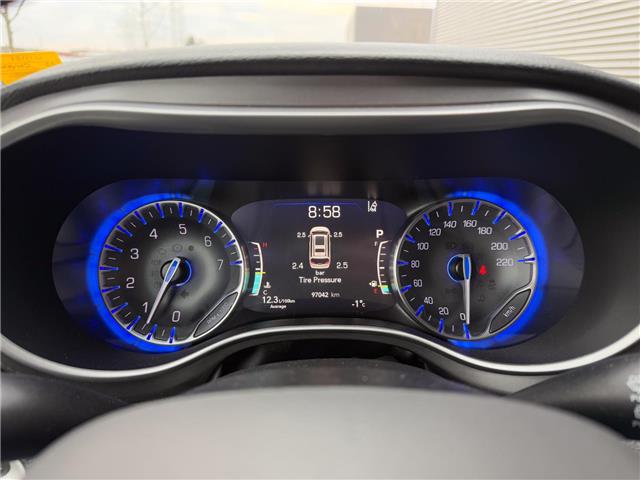2023 Chrysler Pacifica Touring-L (Stk: U11121) in London - Image 17 of 28