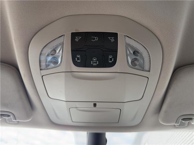 2023 Chrysler Pacifica Touring-L (Stk: U11121) in London - Image 21 of 28