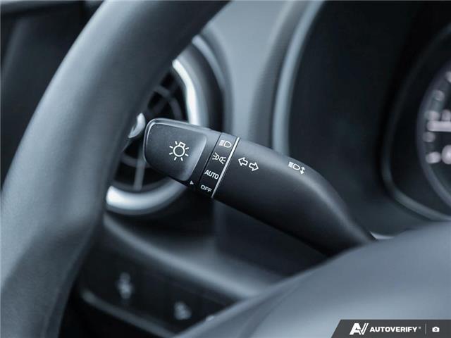 2022 Hyundai Kona 2.0L Essential (Stk: 124957) in London - Image 15 of 25