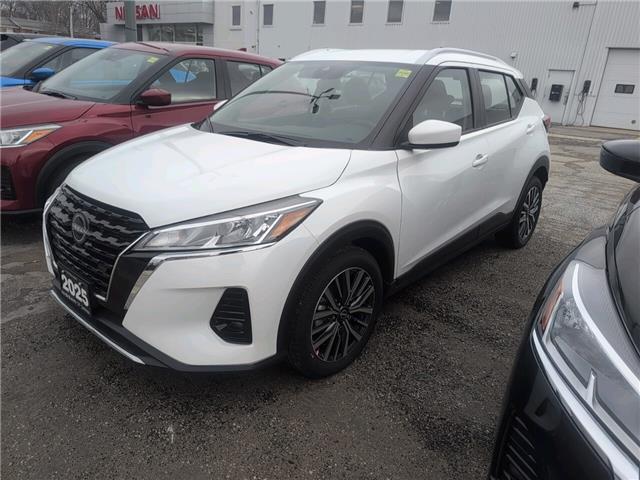 2025 Nissan Kicks Play SV (Stk: 25285 - LOANER) in Sarnia - Image 1 of 3