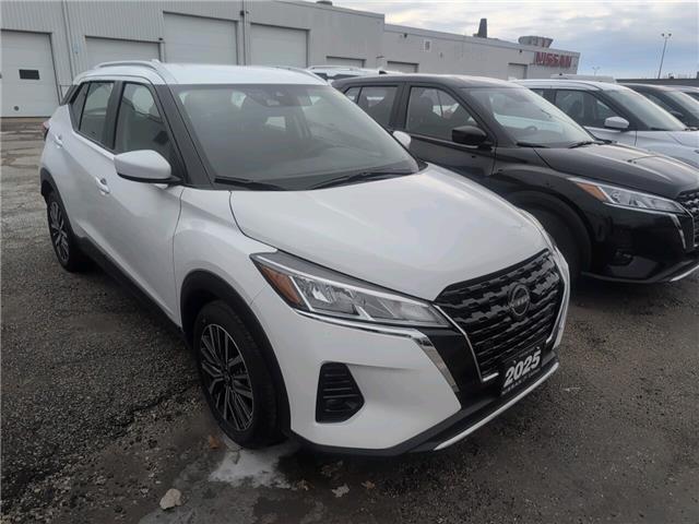 2025 Nissan Kicks Play SV (Stk: 25285 - LOANER) in Sarnia - Image 3 of 3