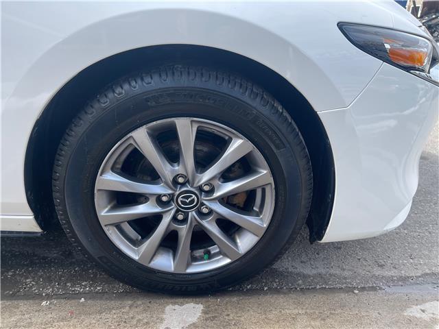 2022 Mazda Mazda3 GS (Stk: M500975) in Scarborough - Image 4 of 19