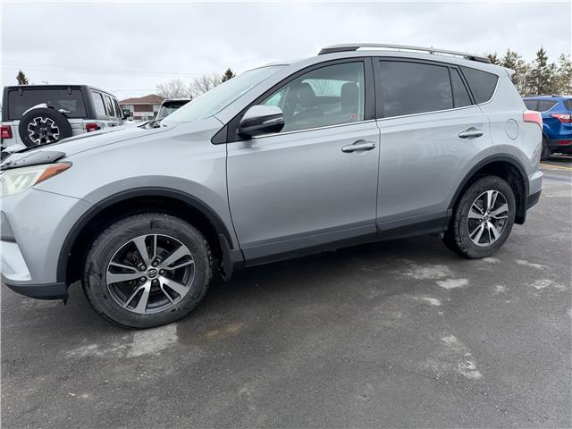2018 Toyota RAV4 LE (Stk: MI6085A) in BELLEVILLE - Image 1 of 17