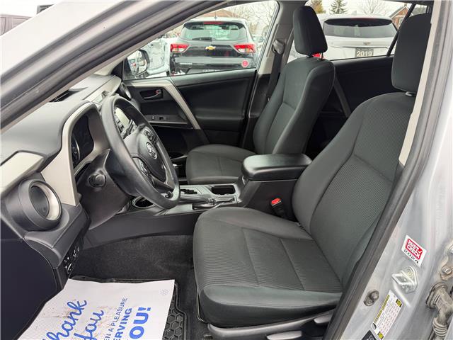2018 Toyota RAV4 LE (Stk: MI6085A) in BELLEVILLE - Image 13 of 17