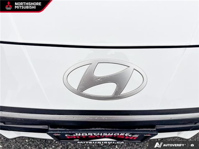 2024 Hyundai Elantra Preferred w/Tech Package (Stk: 778724) in North Vancouver - Image 9 of 24