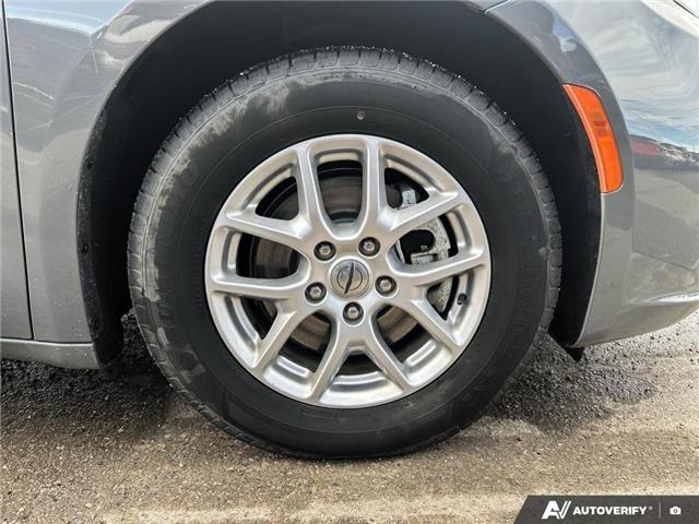 2023 Chrysler Pacifica Touring-L (Stk: B89138) in Okotoks - Image 6 of 25