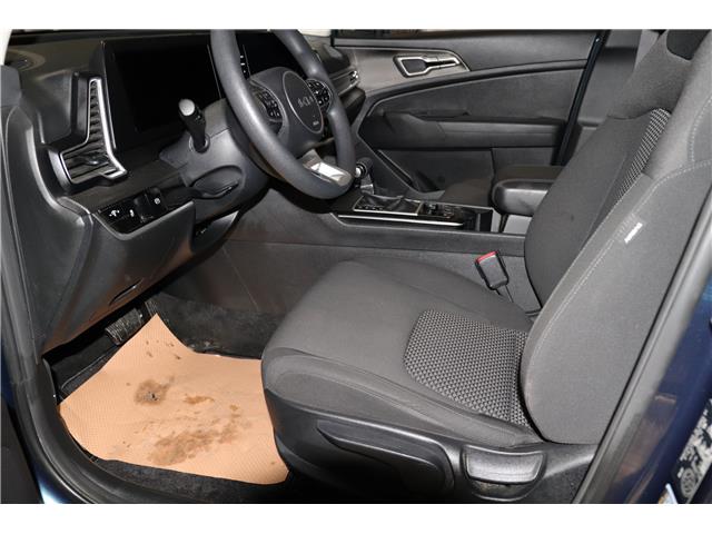 2023 Kia Sportage LX (Stk: 26249A) in Edmonton - Image 9 of 21