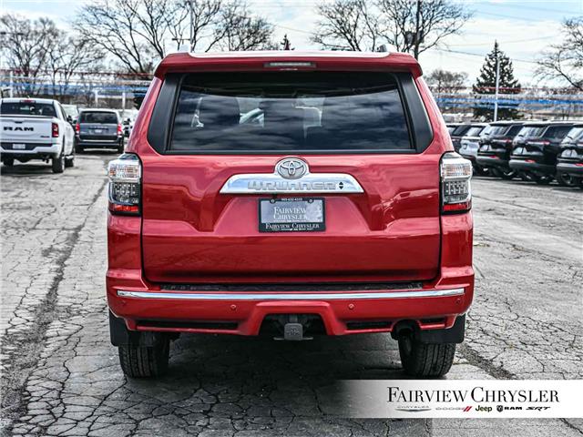 2022 Toyota 4Runner Base (Stk: U21563) in Burlington - Image 5 of 32