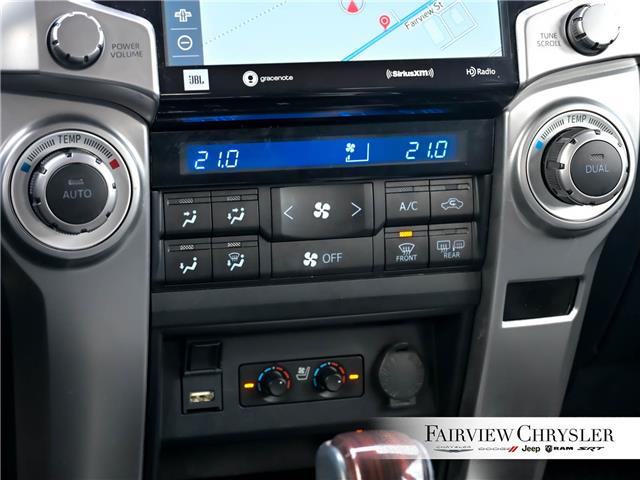 2022 Toyota 4Runner Base (Stk: U21563) in Burlington - Image 26 of 32