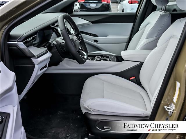 2026 Jeep Cherokee Laredo/Limited (Stk: TT2624) in Burlington - Image 15 of 32