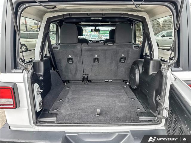 2021 Jeep Wrangler Unlimited Sahara (Stk: 986) in Kitchener - Image 11 of 24