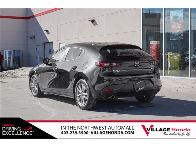 2019 Mazda Mazda3 Sport GS (Stk: B9075) in Calgary - Image 7 of 31