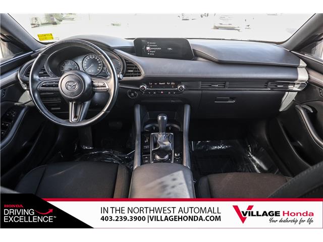 2019 Mazda Mazda3 Sport GS (Stk: B9075) in Calgary - Image 15 of 31