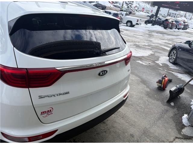 2018 Kia Sportage EX Premium in Greater Sudbury - Image 5 of 8