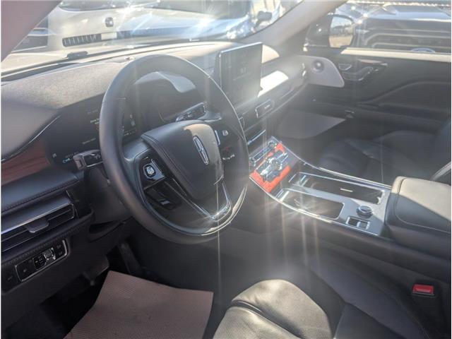 2023 Lincoln Aviator Reserve (Stk: T-1632A) in Calgary - Image 2 of 29
