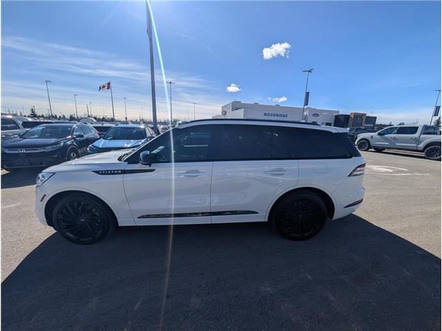 2023 Lincoln Aviator Reserve (Stk: T-1632A) in Calgary - Image 4 of 29