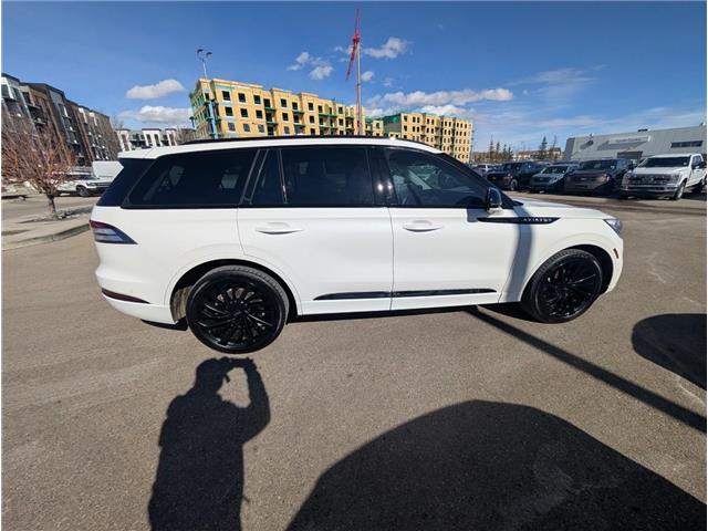 2023 Lincoln Aviator Reserve (Stk: T-1632A) in Calgary - Image 9 of 29