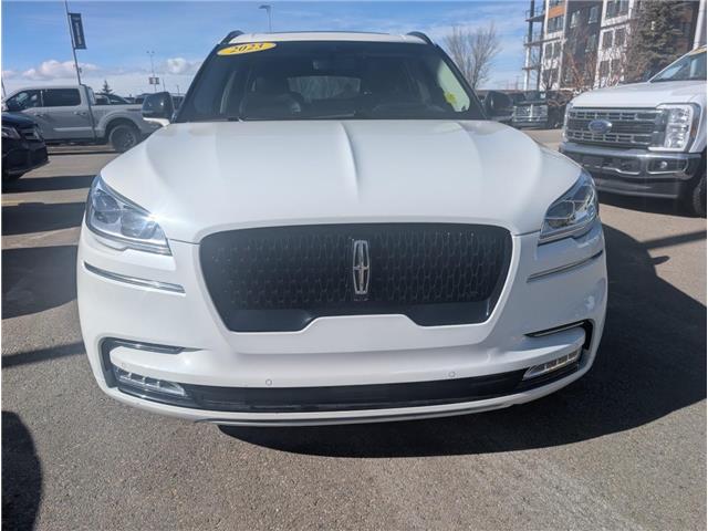 2023 Lincoln Aviator Reserve (Stk: T-1632A) in Calgary - Image 11 of 29