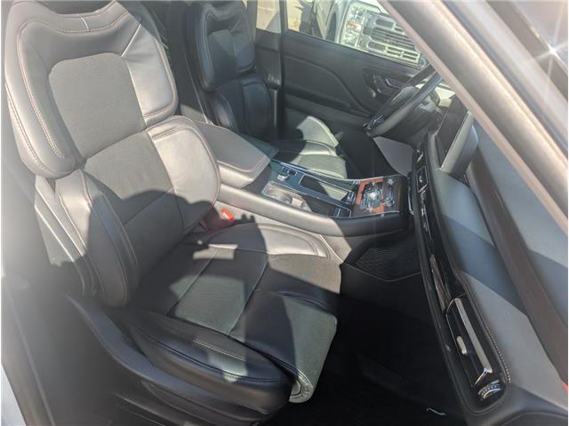 2023 Lincoln Aviator Reserve (Stk: T-1632A) in Calgary - Image 14 of 29