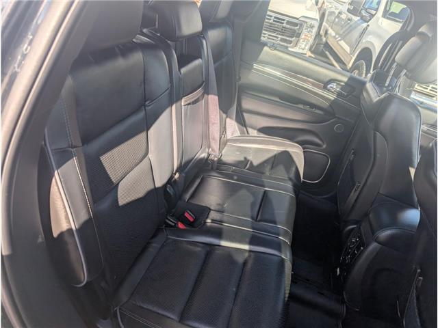 2021 Jeep Grand Cherokee Overland (Stk: 19436A) in Calgary - Image 17 of 28