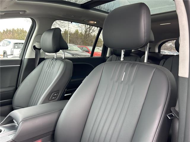2026 Hyundai IONIQ 9 Preferred + w/Ultimate Calligraphy Package (Stk: 26U1287) in Aurora - Image 10 of 22