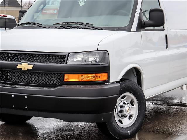2025 Chevrolet Express 2500 Work Van (Stk: 251352) in Uxbridge - Image 2 of 18