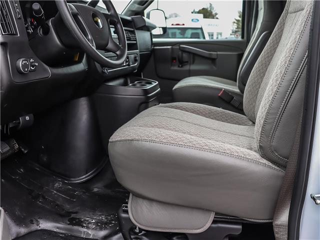 2025 Chevrolet Express 2500 Work Van (Stk: 251352) in Uxbridge - Image 9 of 18