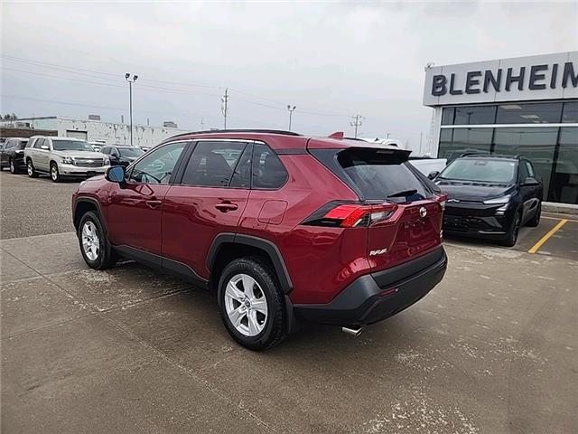 2021 Toyota RAV4 XLE (Stk: TS565B) in Blenheim - Image 3 of 21