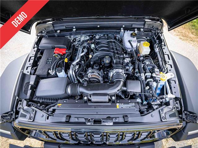 2025 Jeep Wrangler Sport (Stk: S611811) in Surrey - Image 8 of 22