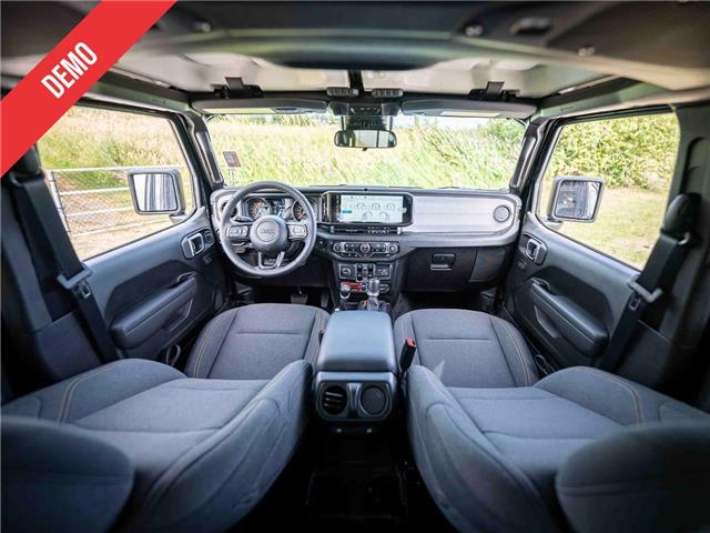 2025 Jeep Wrangler Sport (Stk: S611811) in Surrey - Image 10 of 22