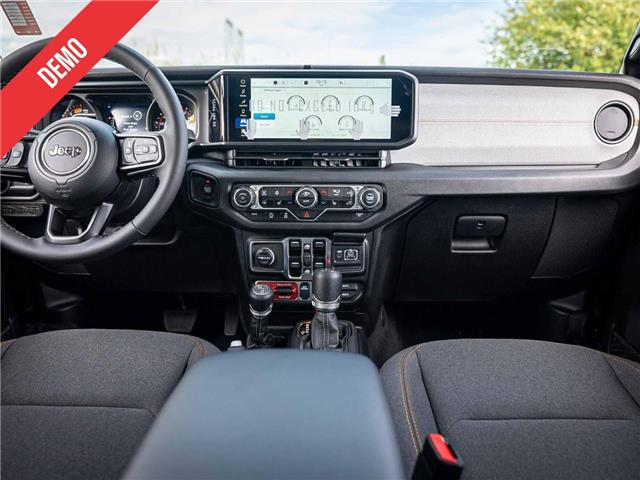 2025 Jeep Wrangler Sport (Stk: S611811) in Surrey - Image 14 of 22