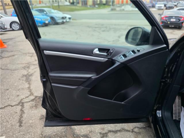 2016 Volkswagen Tiguan Highline (Stk: 2603099) in Waterloo - Image 11 of 23