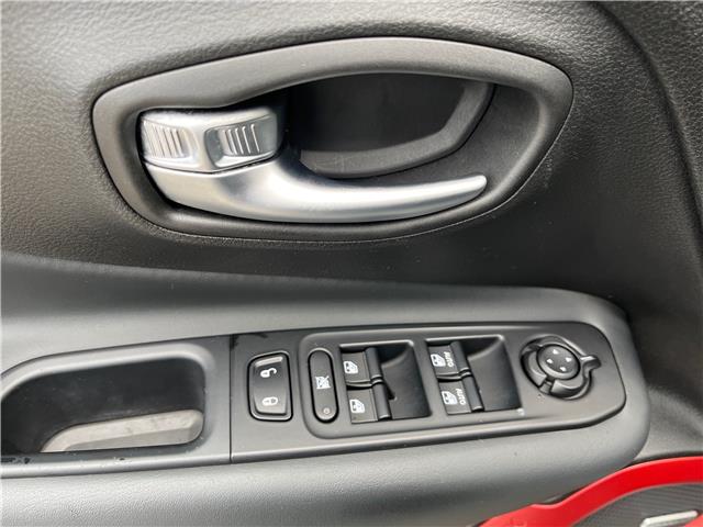 2021 Jeep Renegade Trailhawk (Stk: 25-412A) in Sarnia - Image 11 of 26