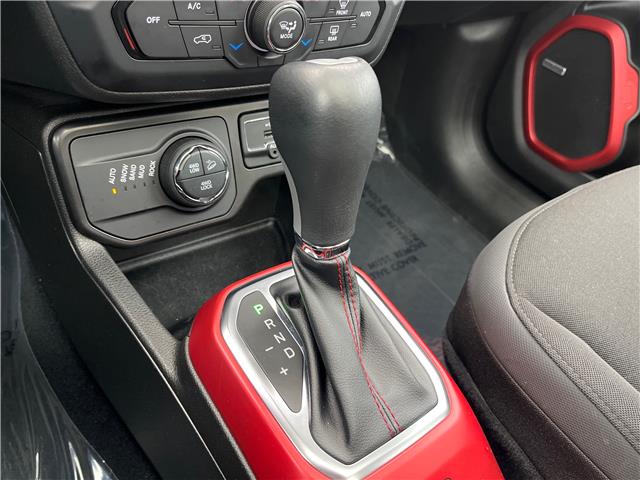 2021 Jeep Renegade Trailhawk (Stk: 25-412A) in Sarnia - Image 19 of 26