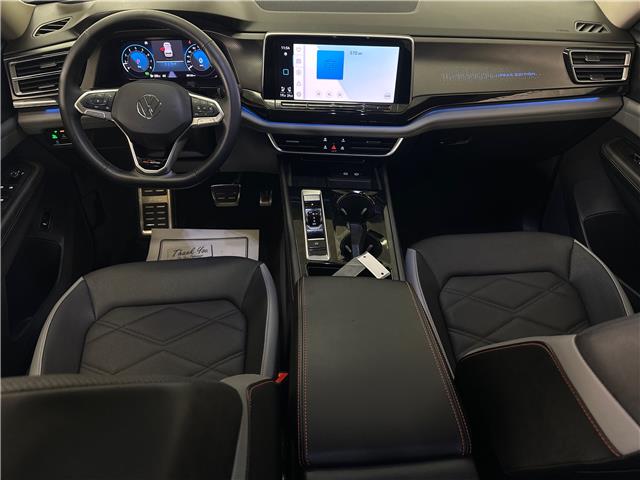 2024 Volkswagen Atlas 2.0 TSI Peak Edition (Stk: 43712J) in Belleville - Image 12 of 30