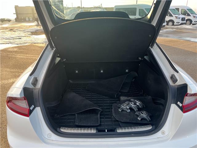 2019 Kia Stinger GT Limited (Stk: U43052) in Hague - Image 8 of 14