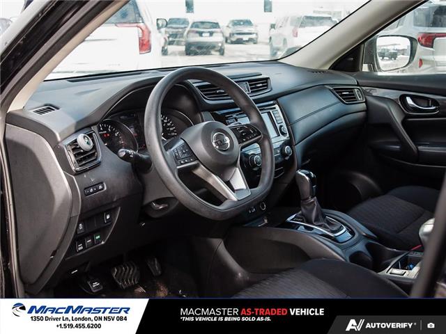 2018 Nissan Rogue SV (Stk: 26P010) in London - Image 16 of 30