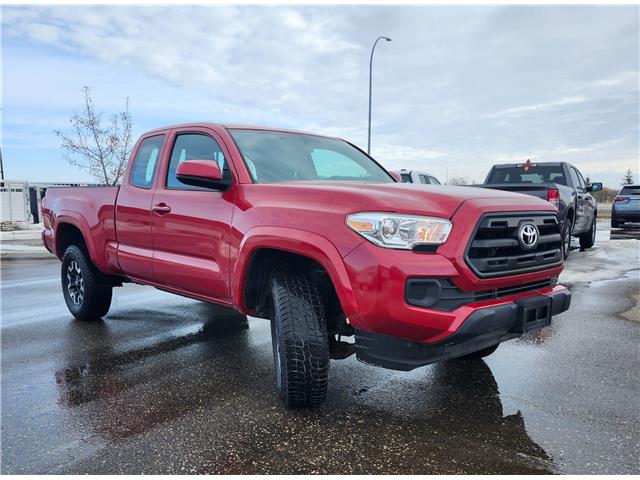 2017 Toyota Tacoma SR+ (Stk: J26012) in Brandon - Image 4 of 20
