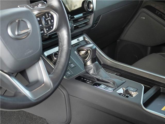 2024 Lexus GX 550 Base (Stk: TL0272) in Windsor - Image 17 of 25