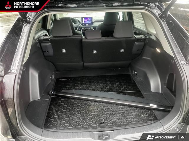 2025 Toyota RAV4 XLE (Stk: 510431) in North Vancouver - Image 11 of 24