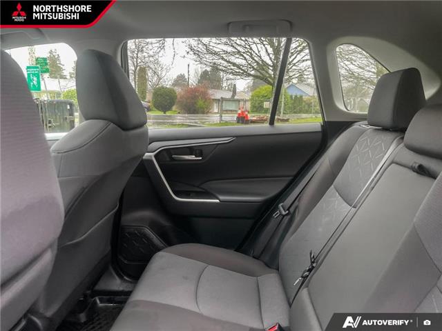 2025 Toyota RAV4 XLE (Stk: 510431) in North Vancouver - Image 22 of 24