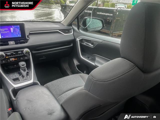 2025 Toyota RAV4 XLE (Stk: 510431) in North Vancouver - Image 24 of 24