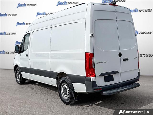 2019 Mercedes-Benz Sprinter 2500 Standard Roof V6 (Stk: P3175) in London - Image 4 of 24