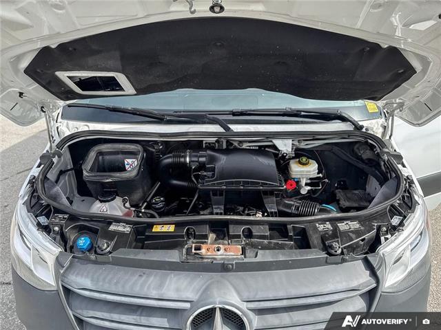 2019 Mercedes-Benz Sprinter 2500 Standard Roof V6 (Stk: P3175) in London - Image 10 of 24