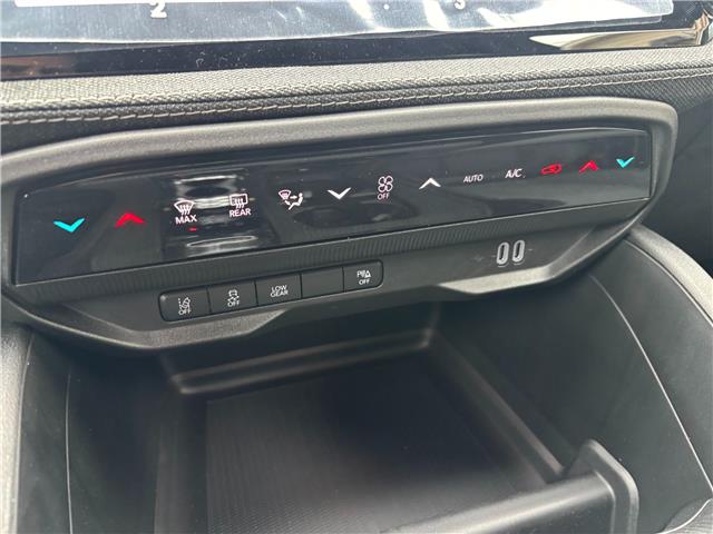 2026 Jeep Cherokee Laredo/Limited (Stk: 7481) in Fort Erie - Image 16 of 20