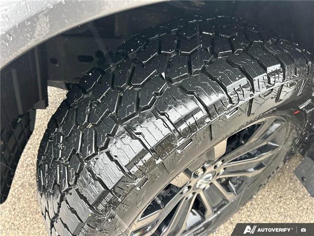 2017 Nissan Armada Platinum (Stk: T434AAZ) in Grimsby - Image 8 of 24