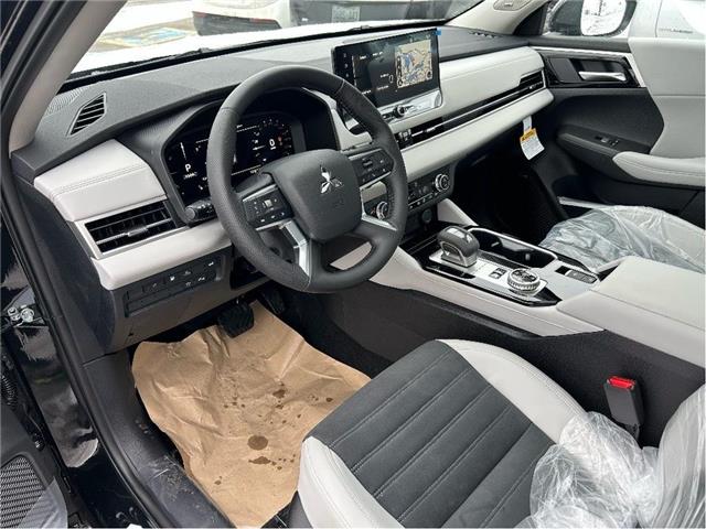 2026 Mitsubishi Outlander PHEV SE (Stk: T0149) in Barrie - Image 11 of 21
